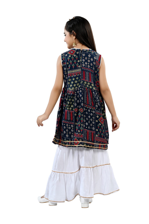 Girl's Printed Kurti And Sharara Set - Image 3