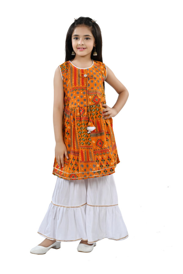 Girl's Printed Kurti And Sharara Set